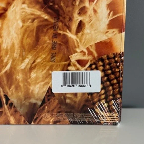 Sealed Taylor Swift TARGET Pink LIFE OF A SHOWGIRL THE CROWD IS YOUR KING Vinyl